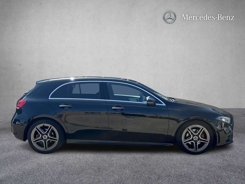 Mercedes-Benz A Class A200d Amg Line Premium Plus 2019 DK69UJX Black #3