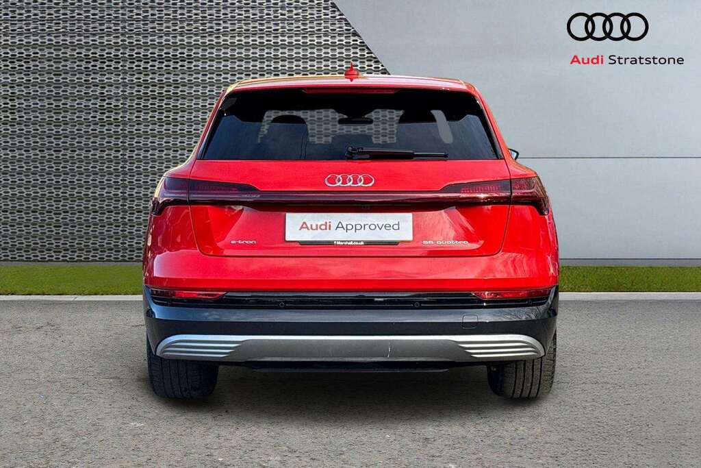 Audi E-tron 300Kw 55 Quattro 95Kwh 2020 Red #6