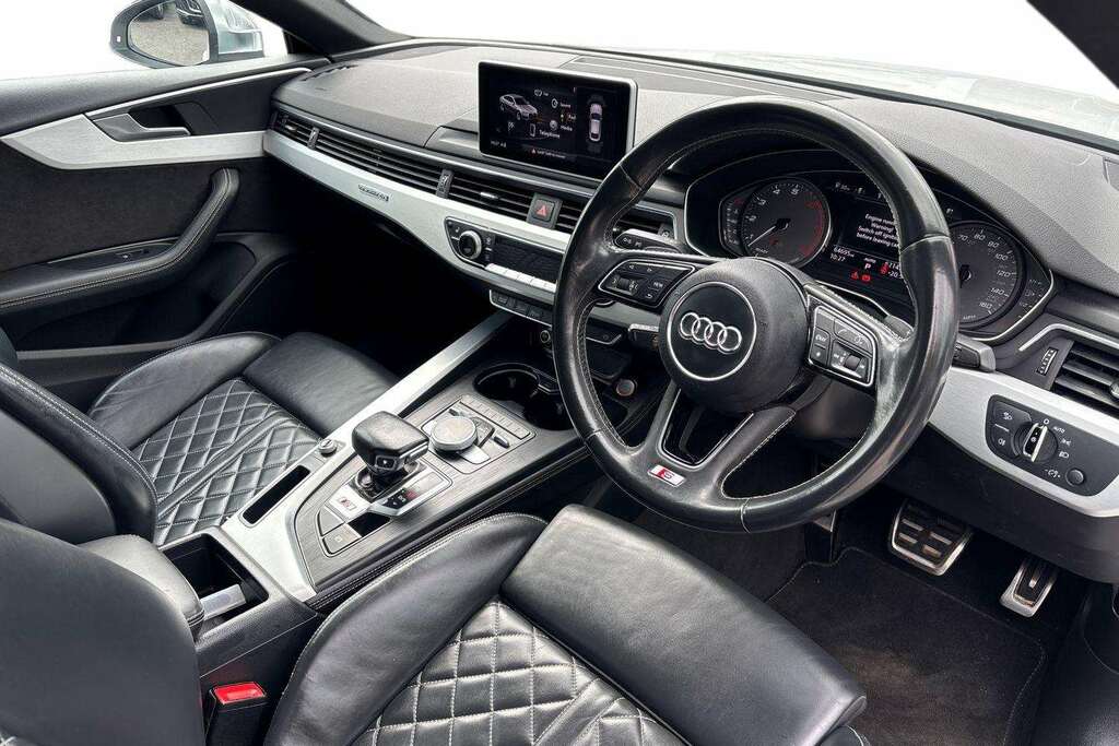 Audi A5 S5 Quattro Tiptronic 2017 DN17DWF White #5