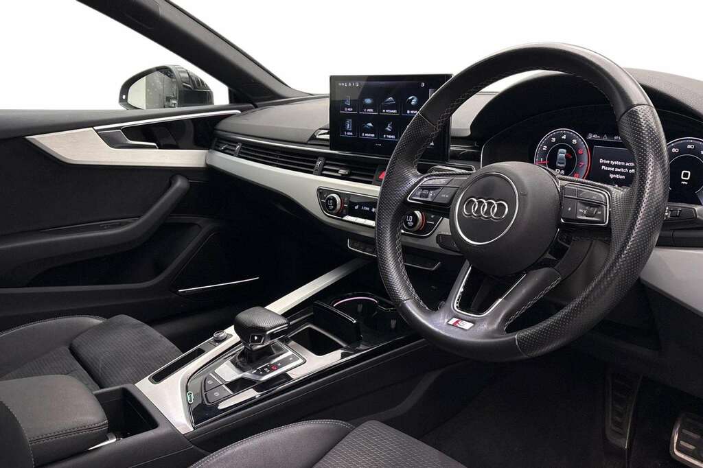 Audi A5 40 Tfsi 204 S Line S Tronic 2023 LR23YVX Black #2