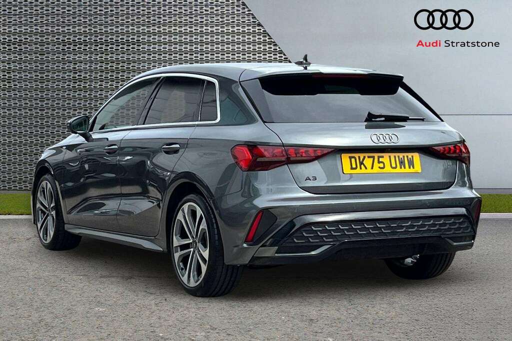 Audi A3 1.5 Tfsi 150 S Line S Tronic 2025 DK75UWW Grey #3