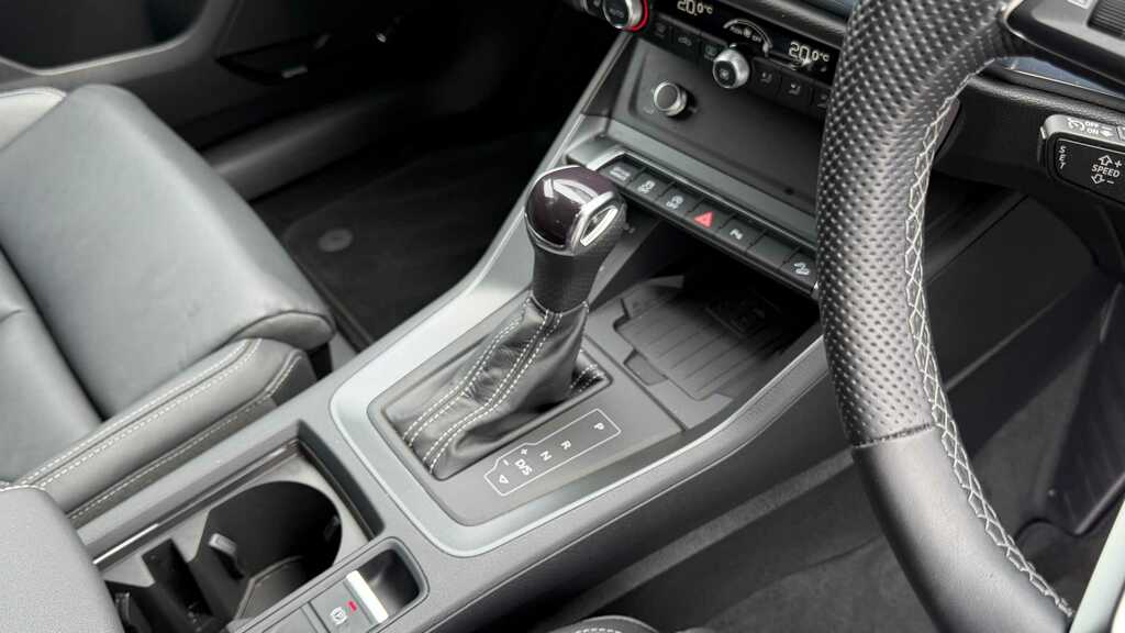 Audi Q3 35 Tfsi Black Edition S Tronic 20 Alloy 202 FM24AKN White #5