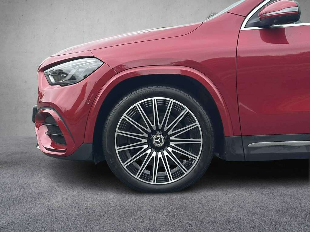 Mercedes-Benz GLA Class 220D 4Matic Amg Line Premium Plus 2024 KM74ODR Red #6