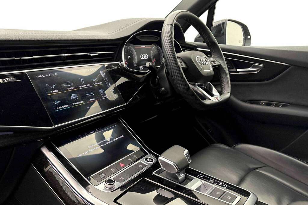 Audi Q7 55 Tfsi Quattro Black Edition Tiptronic 2024 YH74WRF Blue #2