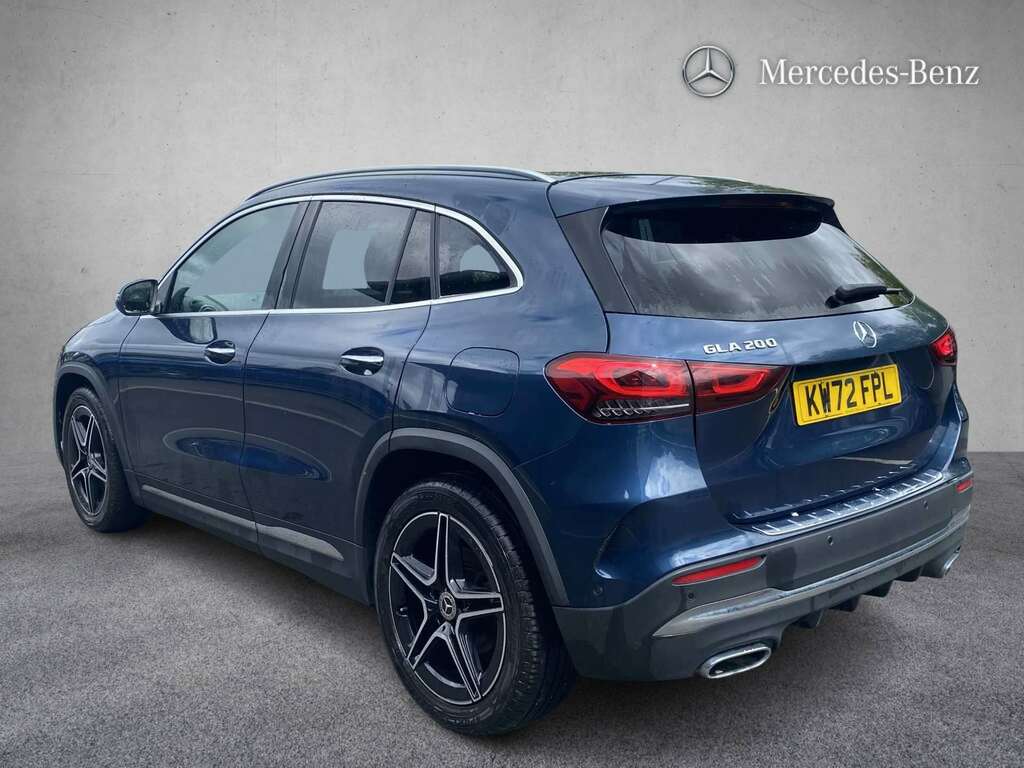 Mercedes-Benz GLA Class 200 Amg Line Premium 2023 KW72FPL Blue #2