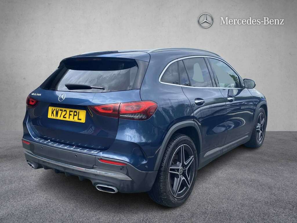 Mercedes-Benz GLA Class 200 Amg Line Premium 2023 KW72FPL Blue #4