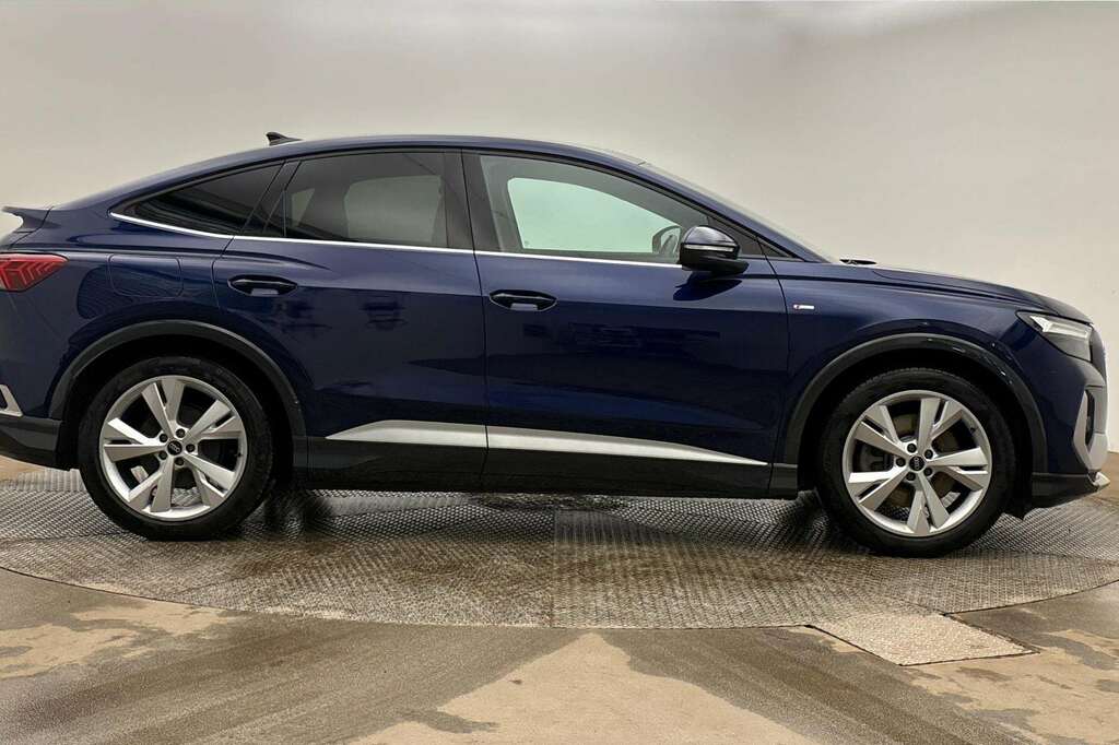 Audi Q4 E Tron 150Kw 40 82Kwh S Line 2023 ND72UYR Blue #4