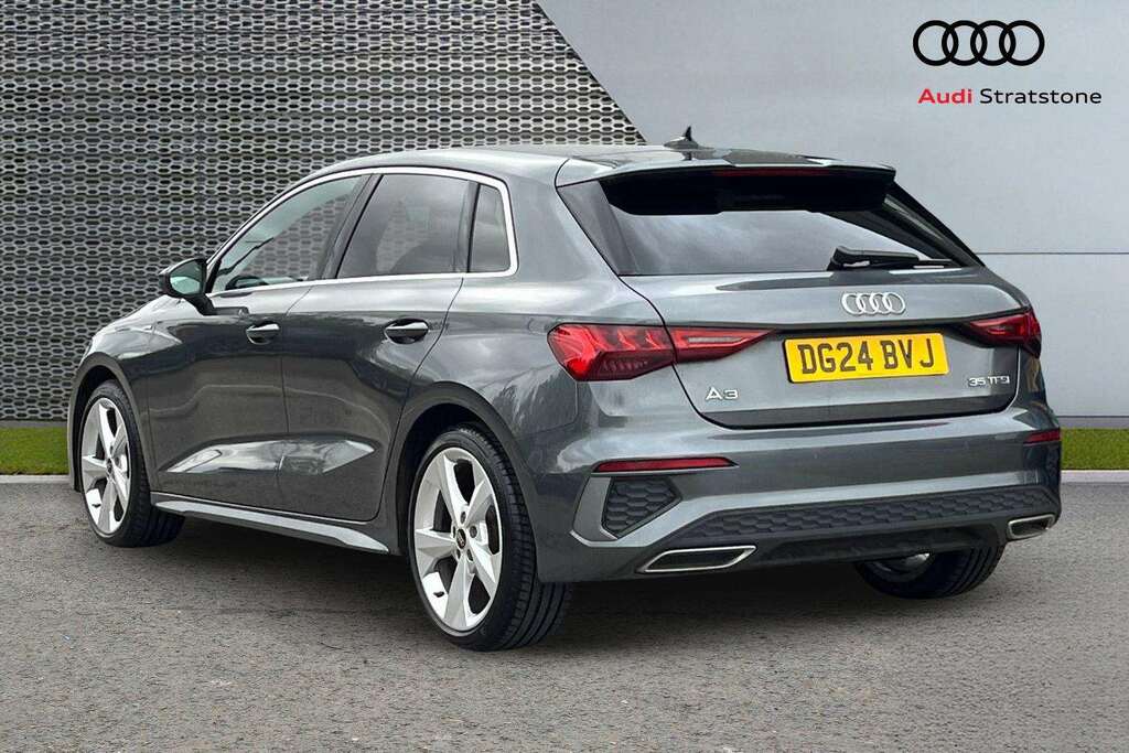 Audi A3 35 Tfsi S Line S Tronic 2024 DG24BVJ Grey #3