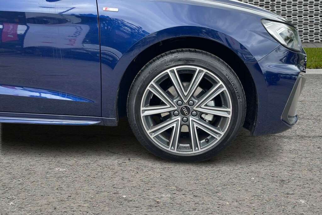 Audi A1 30 Tfsi S Line S Tronic 2026 LS26YCZ Blue #4