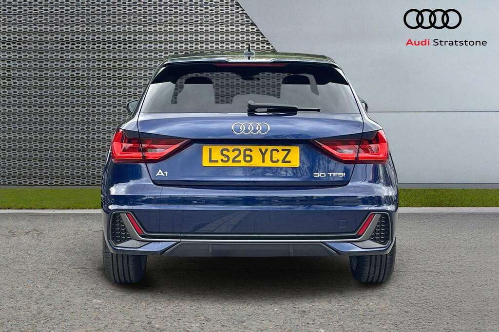 Audi A1 30 Tfsi S Line S Tronic 2026 LS26YCZ Blue #6