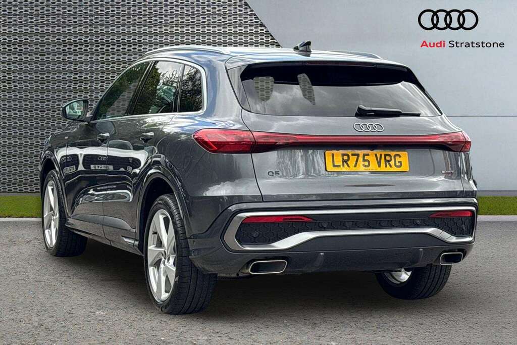 Audi Q5 2.0 Tfsi Quattro S Line S Tronic 2025 LR75VRG Black #3