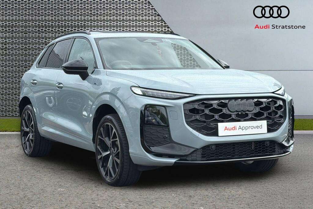 Audi Q3 1.5 E-hybrid Launch Edition S Tronic 2025 Grey
