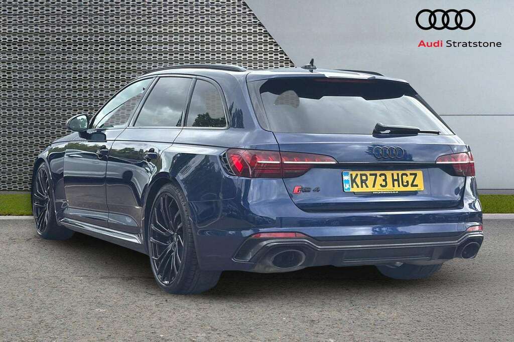 Audi RS4 Rs 4 Tfsi Quattro Carbon Black Tiptronic 2023 Blue #3