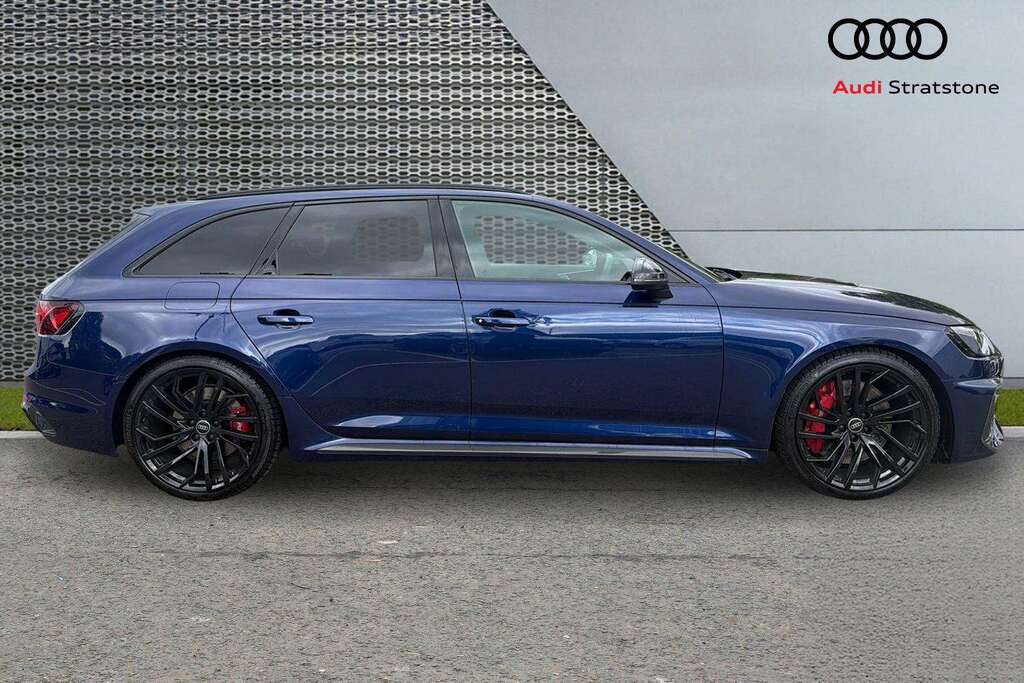 Audi RS4 Rs 4 Tfsi Quattro Carbon Black Tiptronic 2023 Blue #4