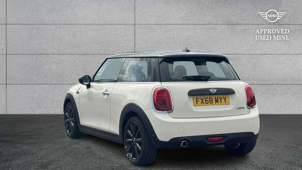 Mini Hatch 1.5 Cooper Classic II 2018 White