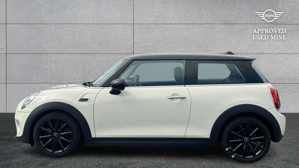 Mini Hatch 1.5 Cooper Classic II 2018 FX68MYY White #2