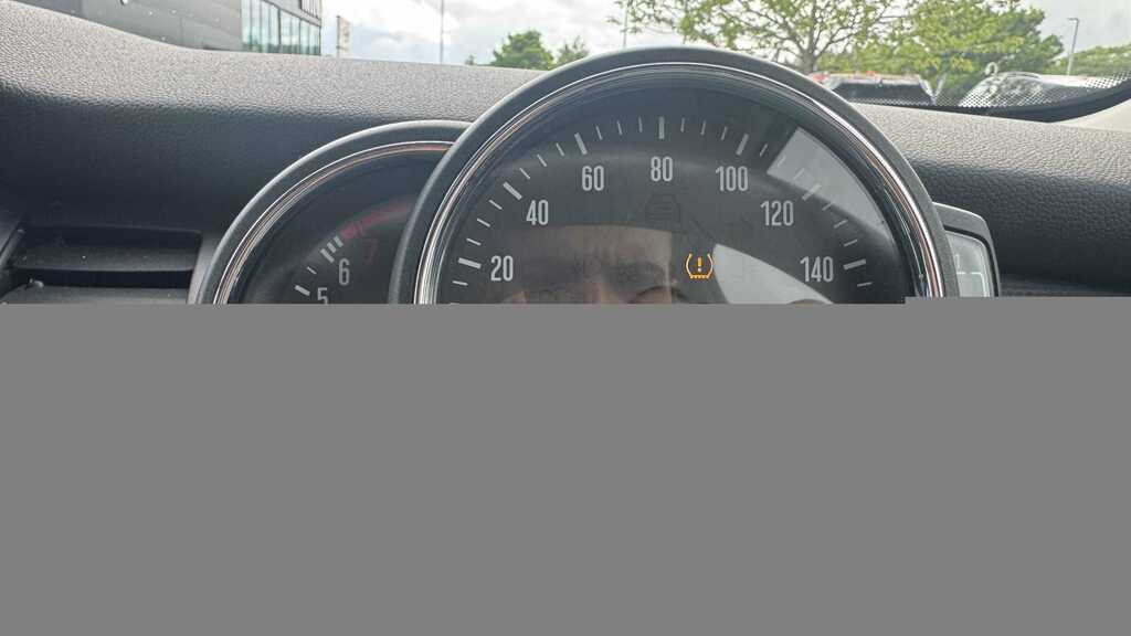 Mini Hatch 1.5 Cooper Classic II 2020 EK20CHZ White #6