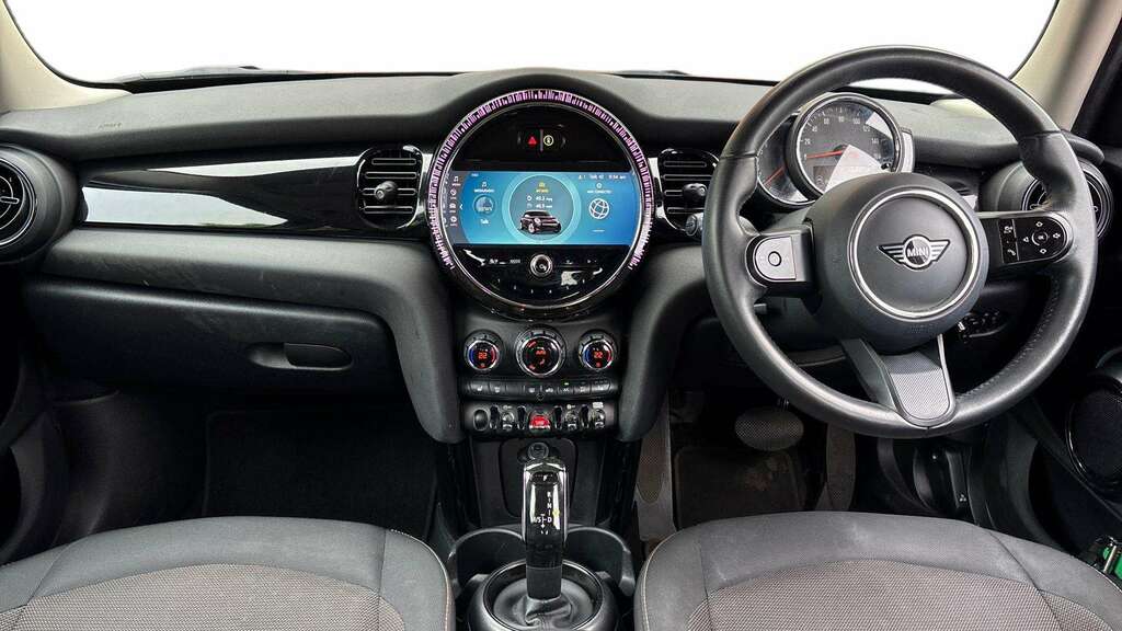 Mini Hatch 1.5 Cooper Classic 2022 SL72JRV Red #5