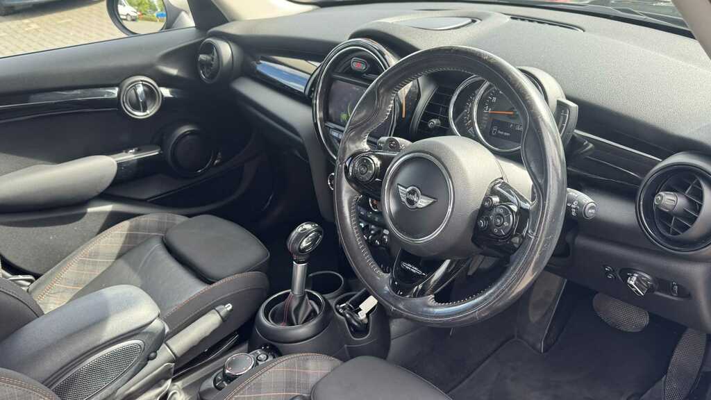Mini Hatch 2.0 Cooper S Seven 2017 FL67NDE Black #3