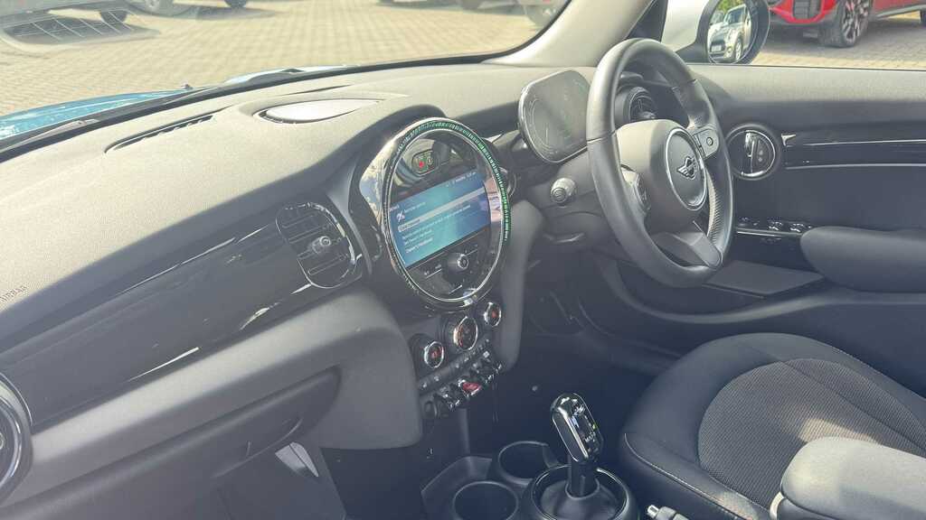 Mini Hatch 1.5 Cooper Classic Premium 2023 YH73ARJ Blue #5