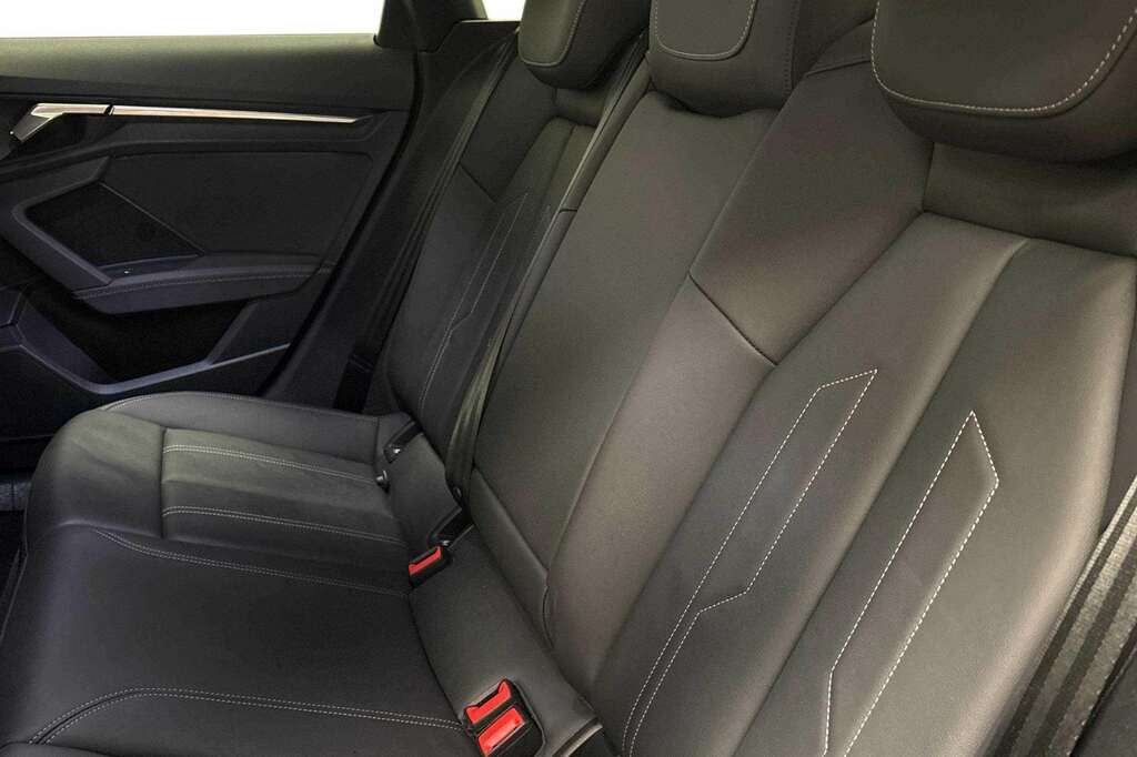 Audi A3 30 Tfsi S Line 2023 YP23GKO Blue #5