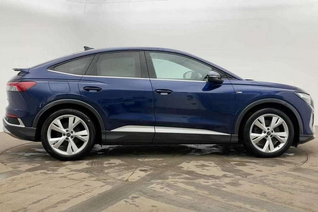 Audi Q4 E Tron 150Kw 40 82Kwh S Line 2023 NL23WCA Blue #4