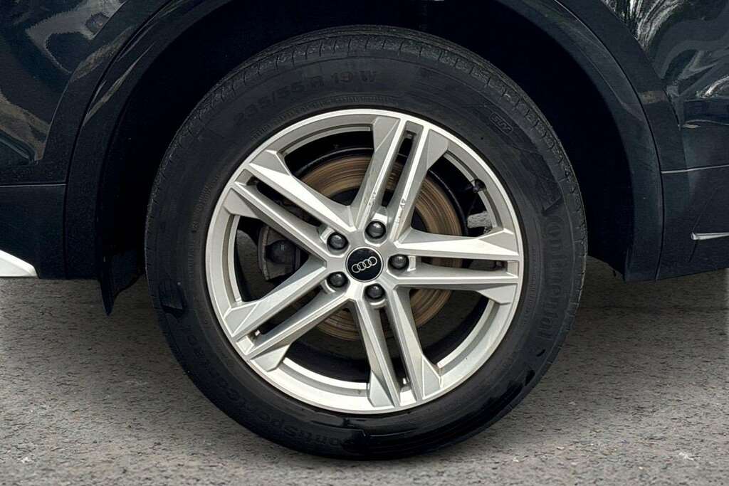 Audi Q5 45 Tfsi Quattro S Line S Tronic 2024 MV74OLH Black #5