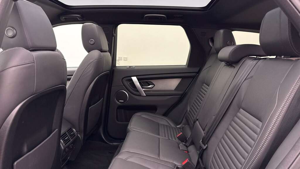 Land Rover Discovery Sport 2.0 D200 Dynamic Hse 7 Seat 2024 KW74XAC Grey #4