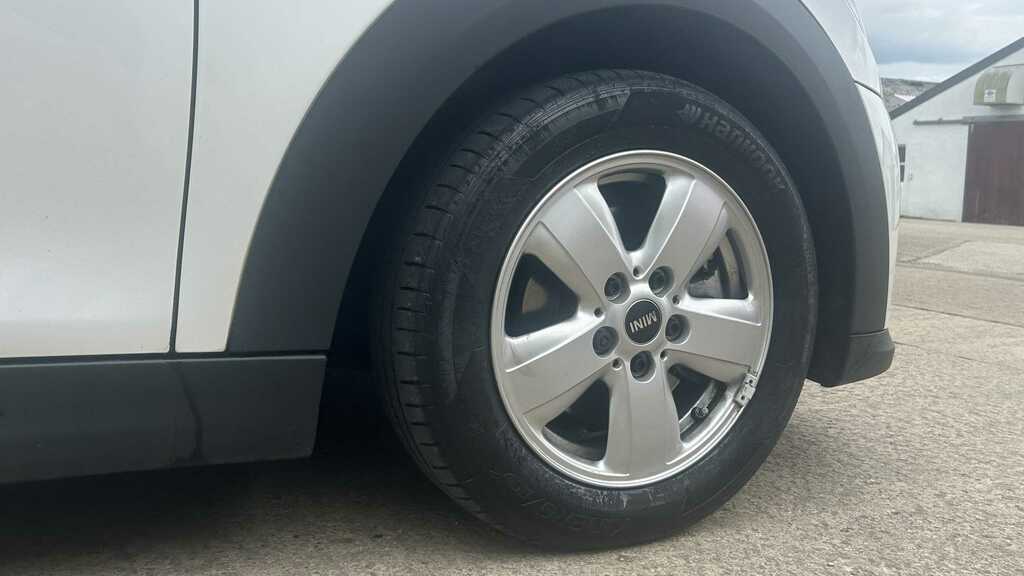 Mini Hatch 1.5 C Classic 2023 LP23VTC White #3