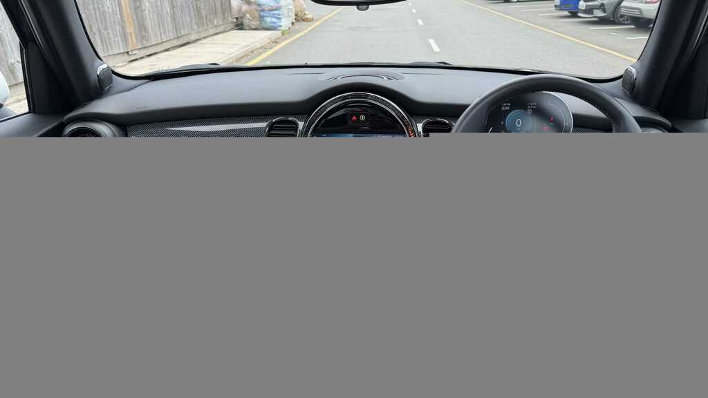 Mini Hatch 2.0 S Exclusive 2024 BK24UCX Black #2
