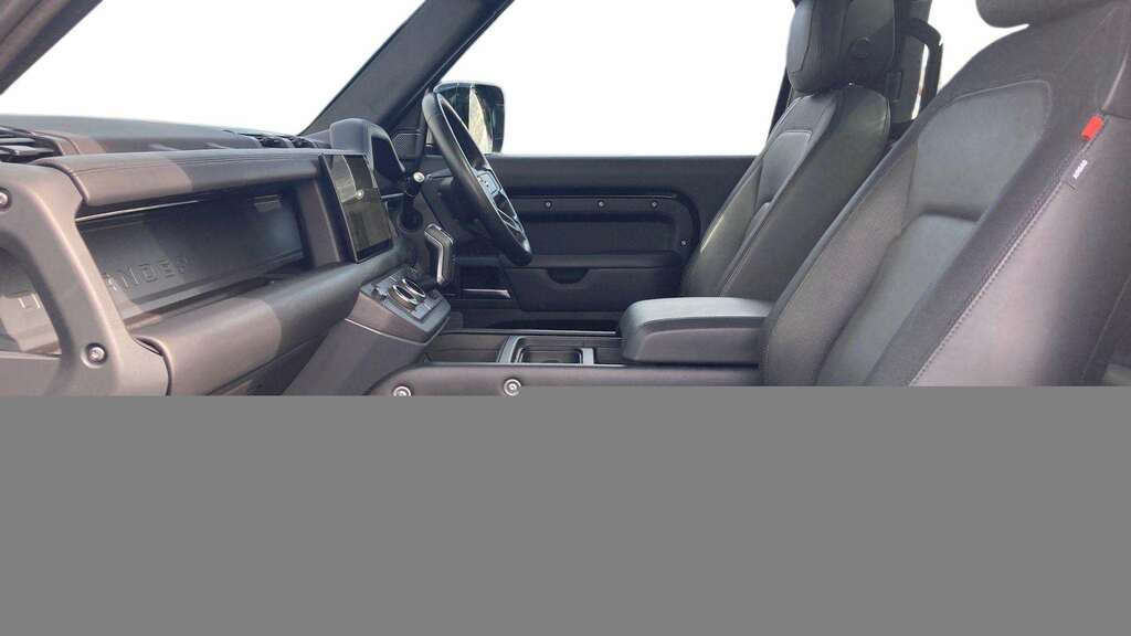 Land Rover Defender 90 3.0 D250 X-dynamic Hse 90 2024 DN24MFA Black #3