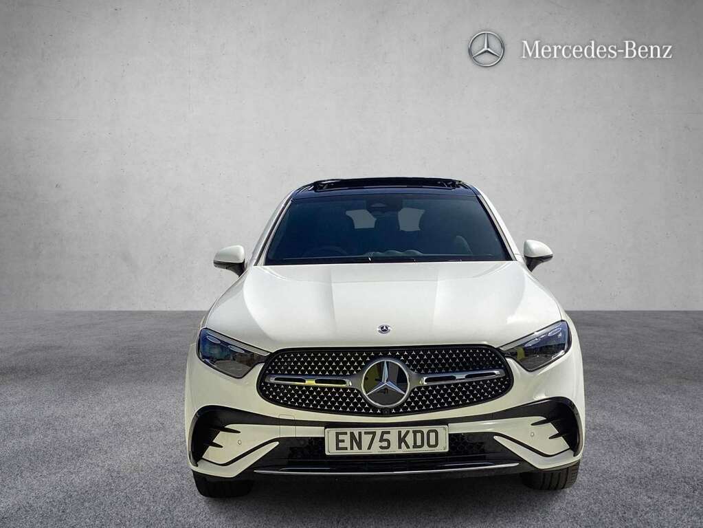 Mercedes-Benz GLC Class Glc 300 4Matic Amg Line Prem Pan 9G-tronic 2 White #6