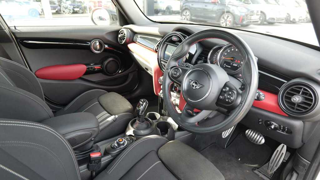 Mini Hatch 2.0 Cooper S Sport II Comfort Pack 2019 AF69NHT White #5