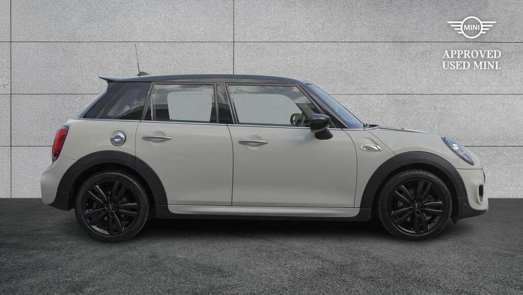 Mini Hatch 2.0 Cooper S Sport II Comfort Pack 2019 AF69NHT White #3