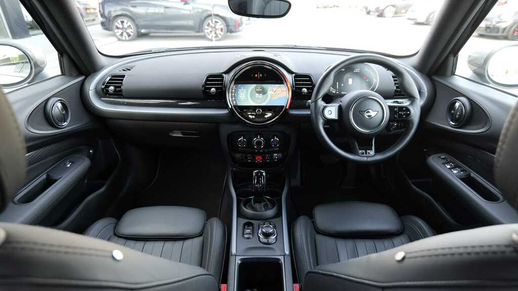 Mini Clubman 1.5 Cooper Exclusive 6Dr 2021 Black #4