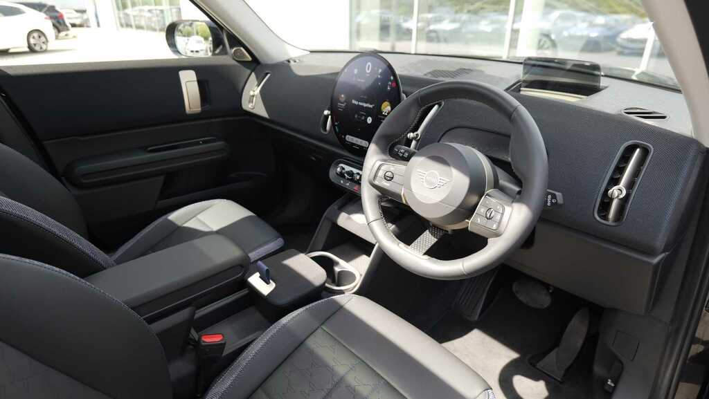 Mini Countryman 1.5 C Classic Level 2 2025 YA25HFX Black #5