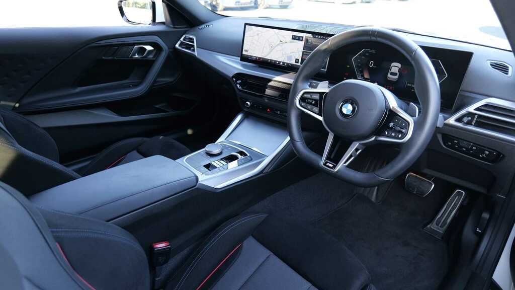 BMW 2 Series 220I M Sport Step 2025 MJ25WZF White #6