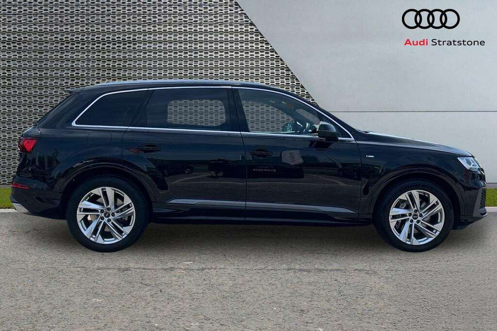 Audi Q7 55 Tfsi Quattro S Line Tiptronic 2023 ML23UVV Black #4
