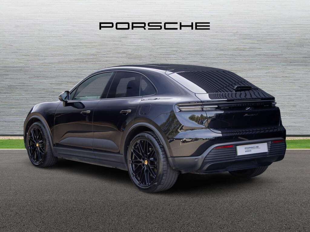 Porsche Macan 380Kw 4S 100Kwh 2025 AK74OJC Black #4