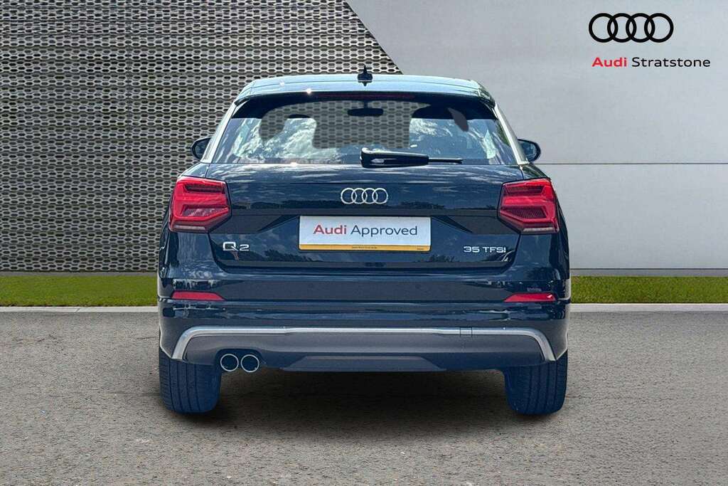 Audi Q2 35 Tfsi S Line S Tronic 2019 KJ19PJV Black #6