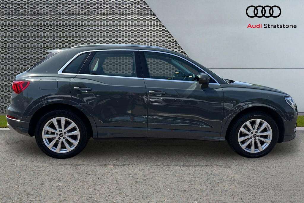 Audi Q3 35 Tfsi Sport 2022 KR22XXJ Grey #3