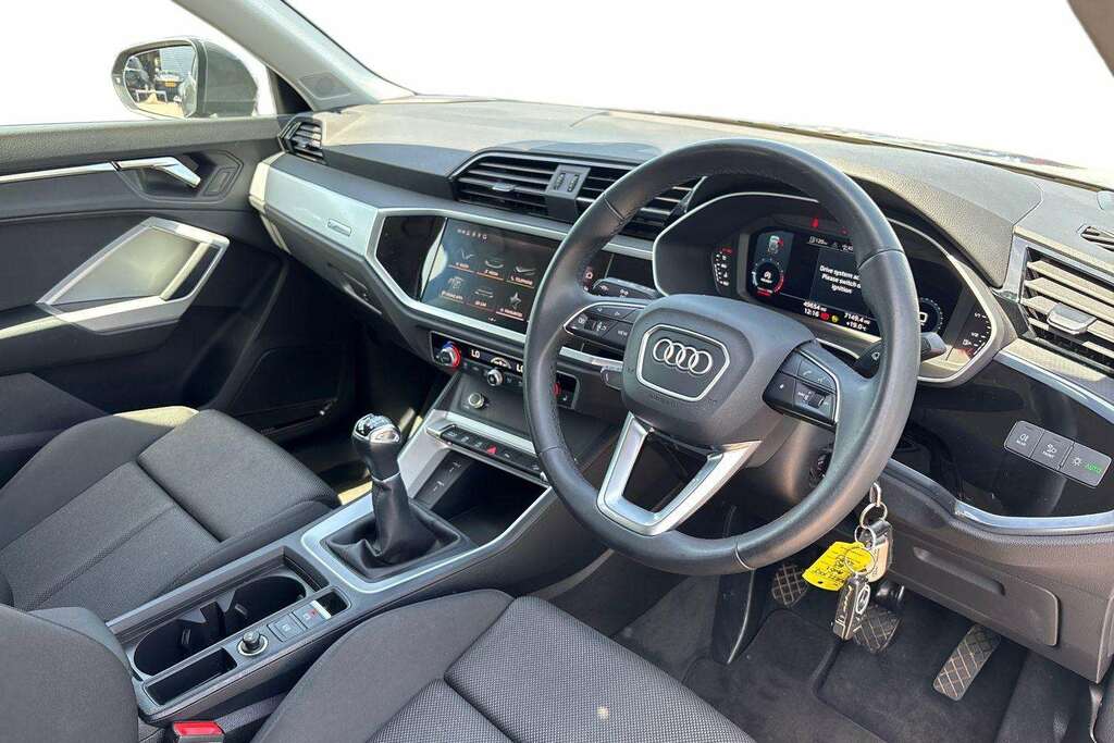 Audi Q3 35 Tfsi Sport 2022 KR22XXJ Grey #5