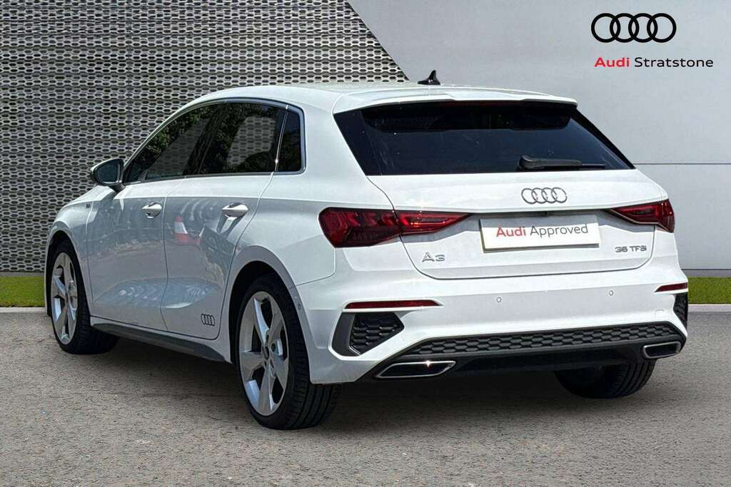 Audi A3 35 Tfsi S Line S Tronic 2023 CX23MZV White #2