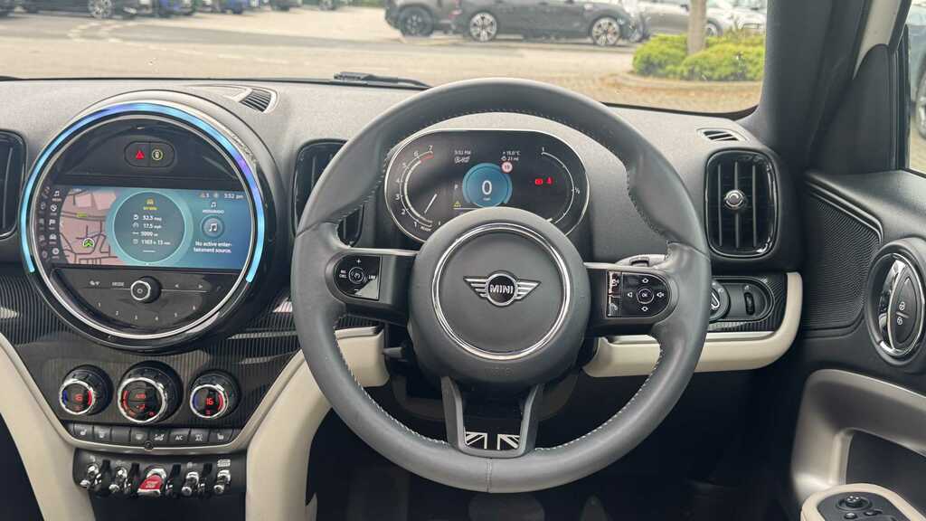 Mini Countryman 1.5 Cooper Exclusive Premium Plus 2023 MJ23WTN White #4