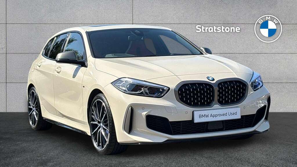 BMW 1 Series M135i Xdrive Step 2023 White