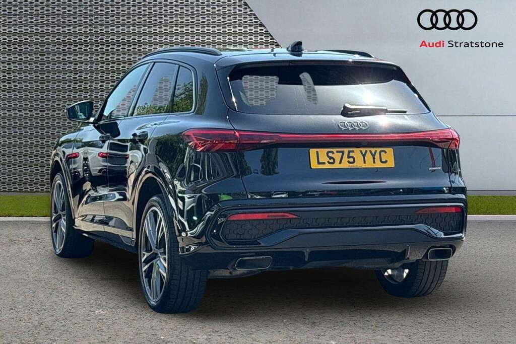 Audi Q5 2.0 Tfsi Quattro Edition 1 S Tronic Sv 2025 LS75YYC Black #3