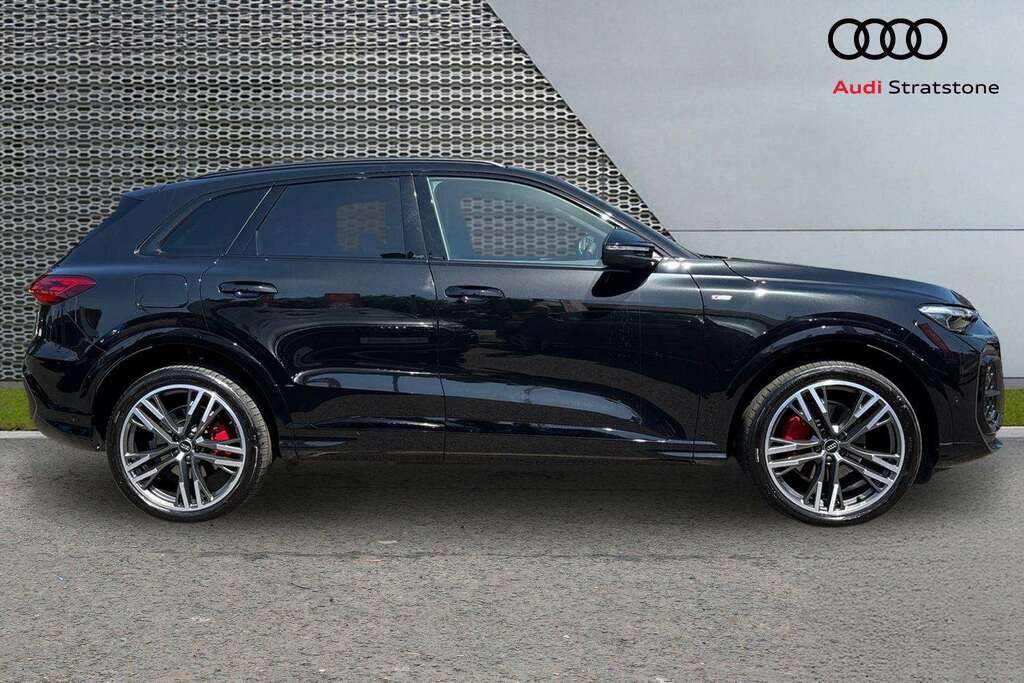 Audi Q5 2.0 Tfsi Quattro Edition 1 S Tronic Sv 2025 LS75YYC Black #4