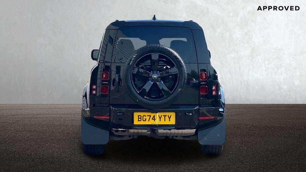 Land Rover Defender 110 3.0 D350 X-dynamic Hse 110 7 Seat 2024 Black #4