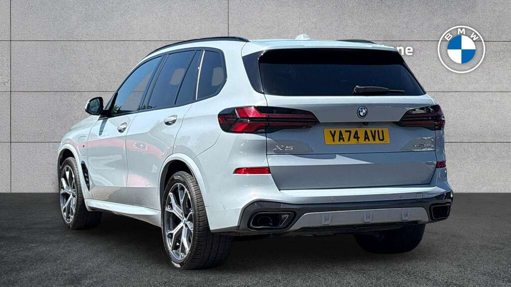 BMW X5 Xdrive50e M Sport 2025 YA74AVU Grey #2