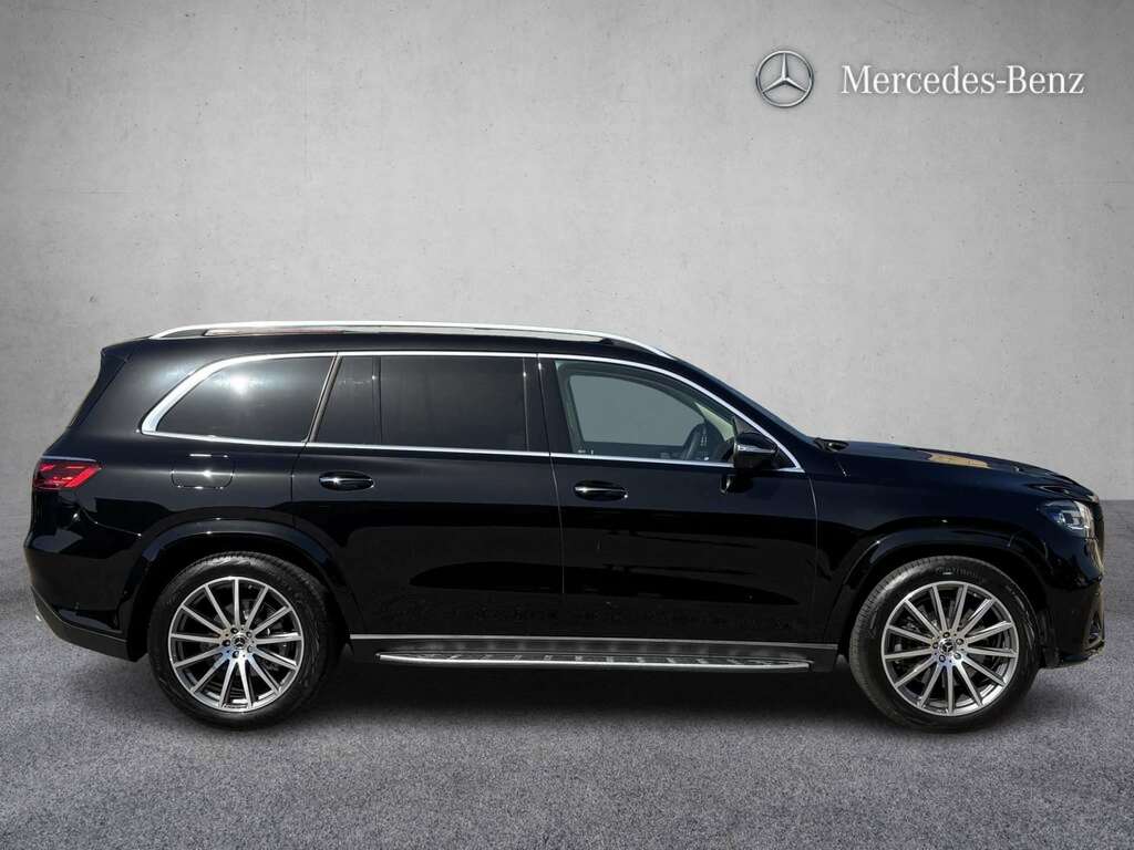 Mercedes-Benz GLS Class 450D 4Matic Amg Line Premium 9G-tronic 2025 Black #3
